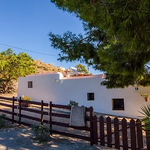 Bed & Breakfast Cortijo 4 Elementos, Lucainena de las Torres